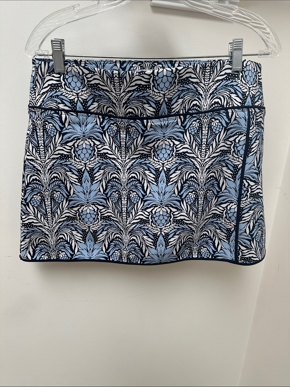 Tommy Bahama Light Blue and Navy Botanical Mini Skirt